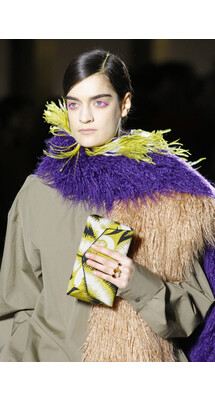Details Dries Van Noten Fall 2018 Ready-to-Wear , Детали коллекции Дрис Ван Нотен осень зима 2018 , Fashion show , неделя моды в Париже , PFW , Paris Fashion Week , Mainstyles